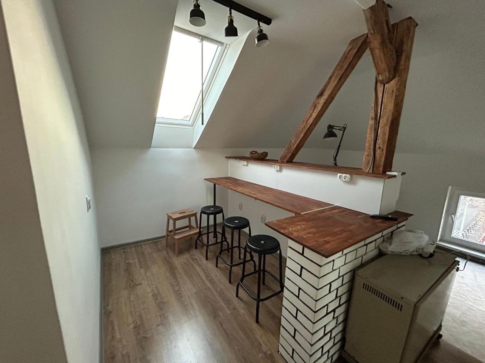 Private Apartament With Shared Bathroom Belgrado Esterno foto